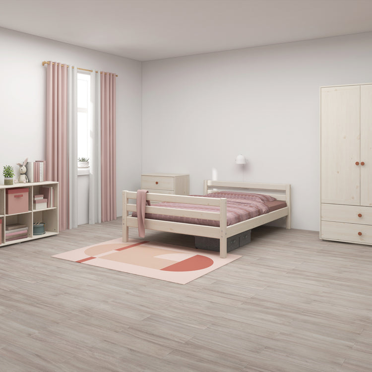 Double bed White 200x140cm With integrated slat base   Line