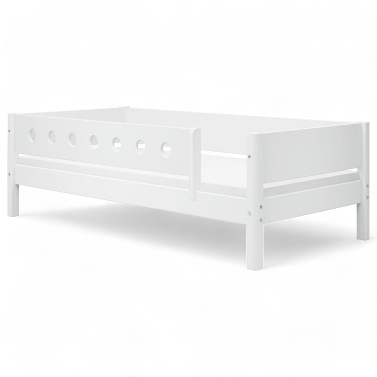 Daybed w/front safety rail 200x90cm F.Wht.+Rail F.Wht.