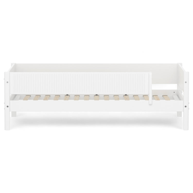 Daybed w/front safety rail 200x90cm Grooves F.Wht.