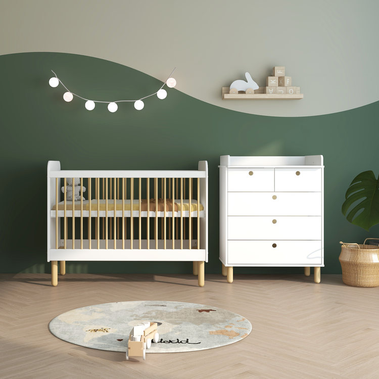 Cot 120x60 F.Wht. MDF-Pine With slats  Ash legs & spindles