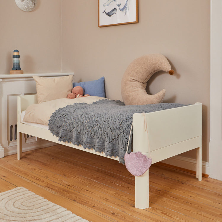 Junior bed 150x70 Cream white Curved headboards