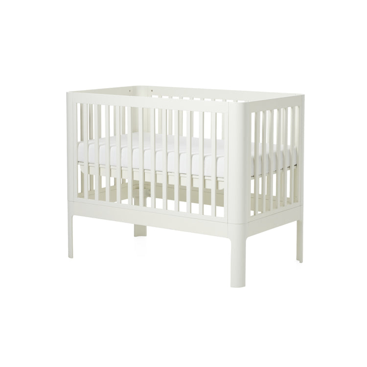 Baby bed 120x70 Cream white   Base in 2 positions
