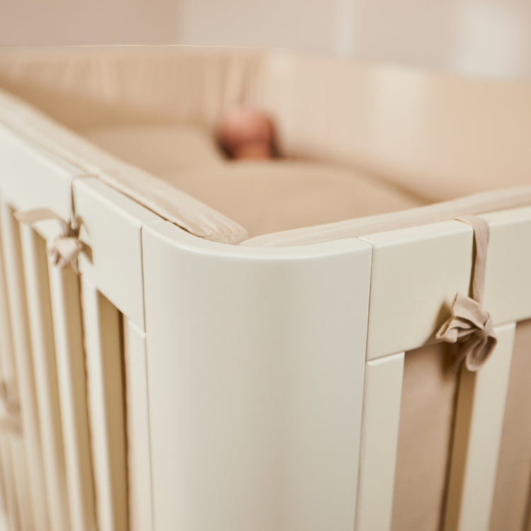 Baby bed 120x70 Cream white   Base in 2 positions