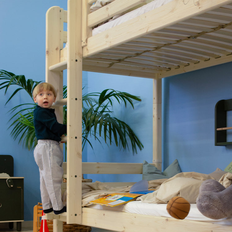 Bunk bed high Straight Ladder Untr. 200x90