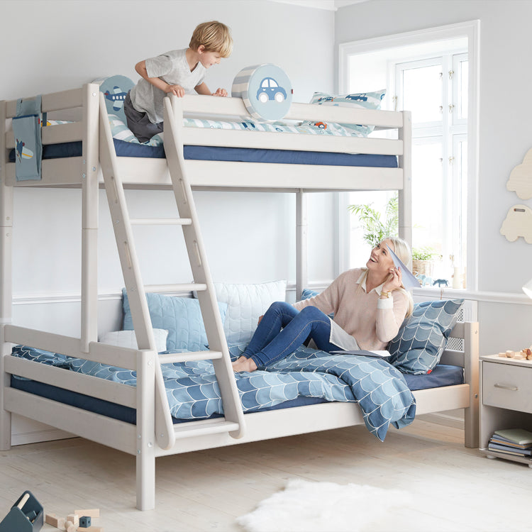 Bunkbed 3 pers White 200x140/90cm SL.ladder Handle grip Line