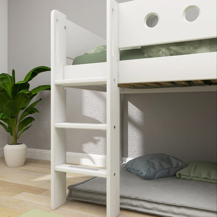 Mid sleeper WHITE 200x90 Str. ladder & Tree hut White window