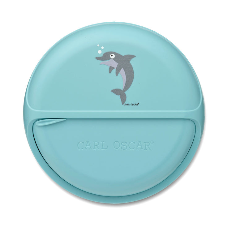CARL OSCAR. SnackDISC™ Lunch box O15cm Dolphin - Blue