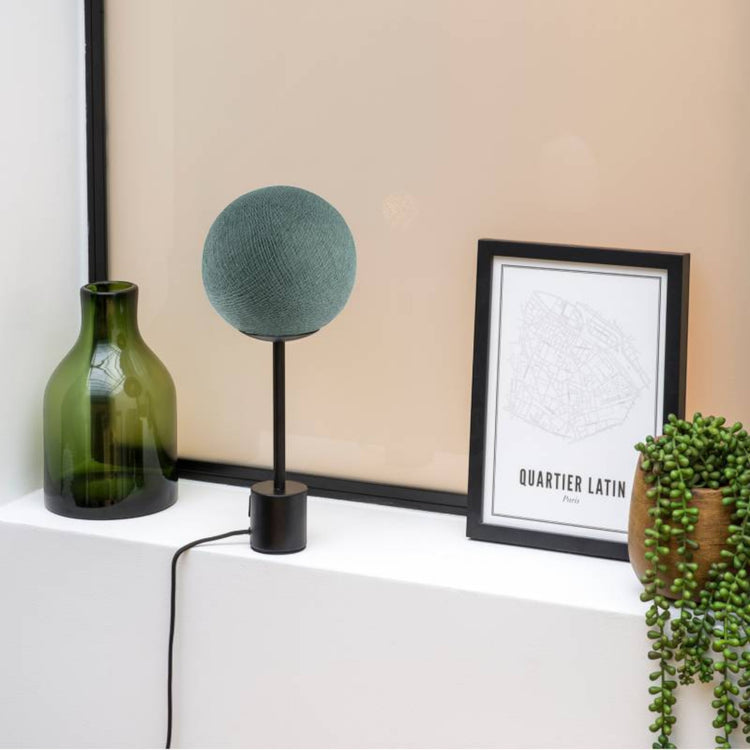 LA CASE DE COUSIN PAUL. Lamp APAPA - Green-grey