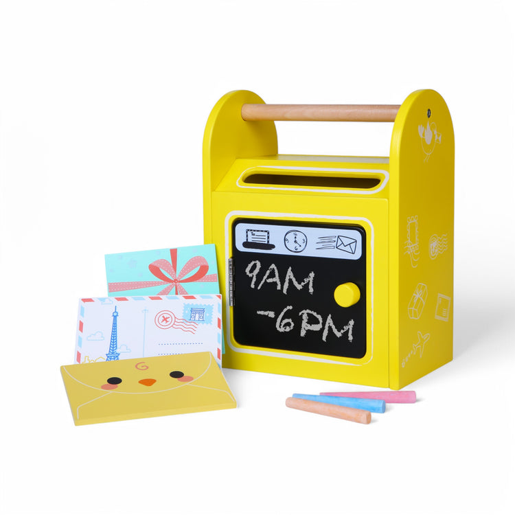 GERARDO'S. Wooden mailbox