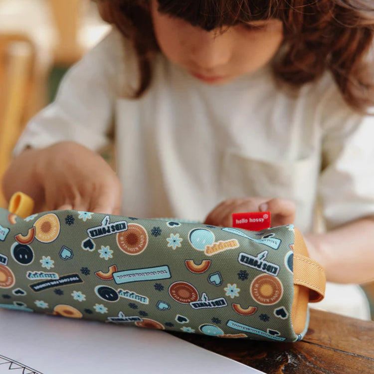 HELLO HOSSY. Smiley Pencil Case