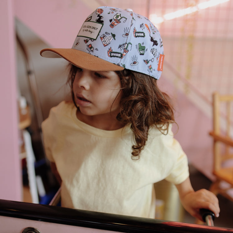 HELLO HOSSY. Dunk cap