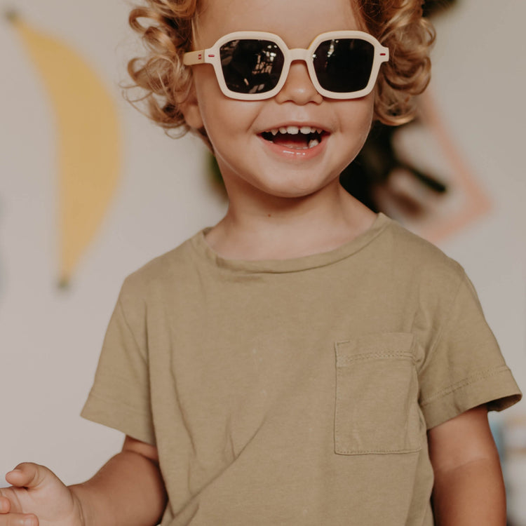 HELLO HOSSY. Sunglasses Hossy Eden 2-3 years