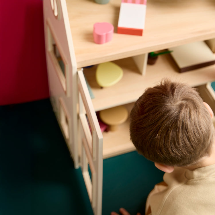 KIDS CONCEPT. Ξύλινο κουκλόσπιτο τριώροφο AIDEN