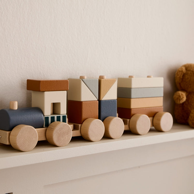 KIDS CONCEPT. Block train brown