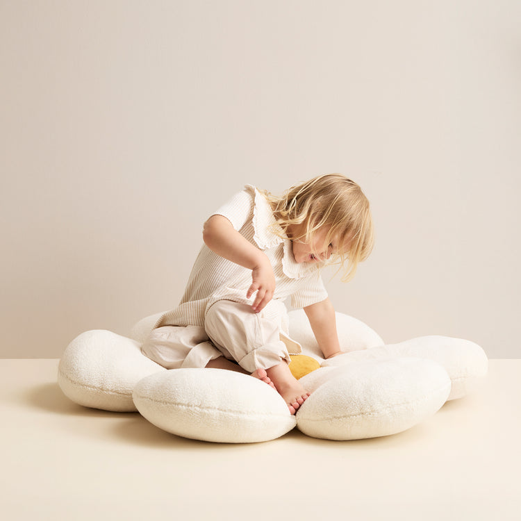 KIDS CONCEPT. Μαξιλάρι δαπέδου λουλούδι