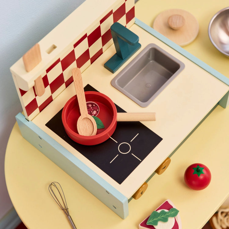 KIDS CONCEPT. Ξύλινο φορητό κουζινάκι παιχνιδιού (πράσινο)