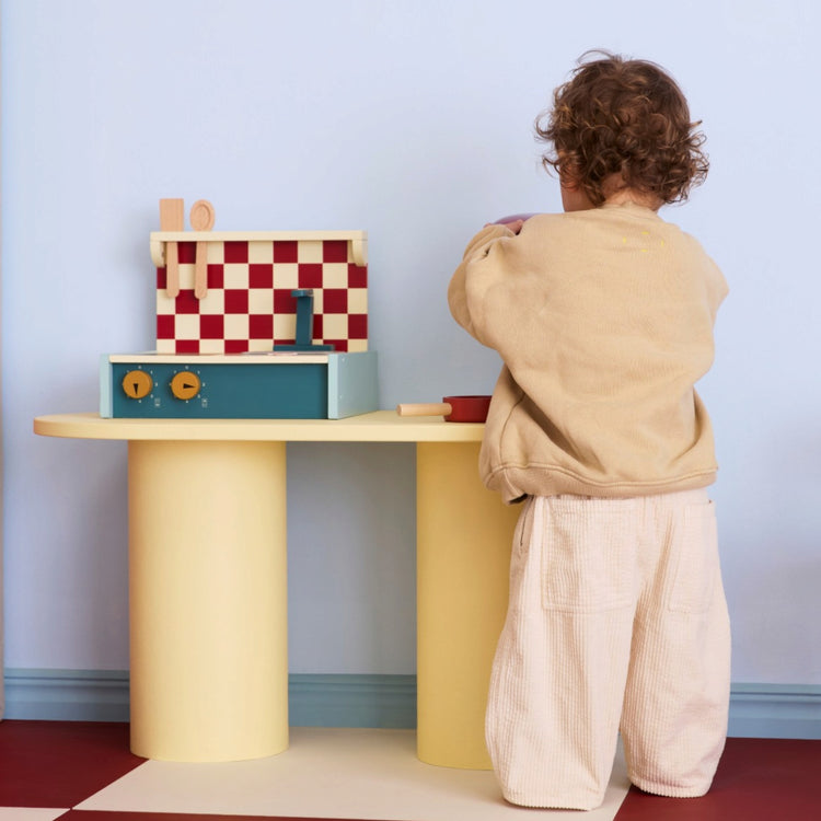 KIDS CONCEPT. Ξύλινο φορητό κουζινάκι παιχνιδιού (πράσινο)