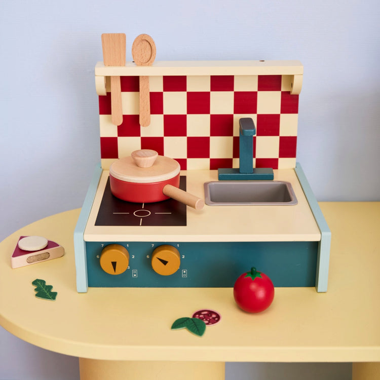 KIDS CONCEPT. Ξύλινο φορητό κουζινάκι παιχνιδιού (πράσινο)