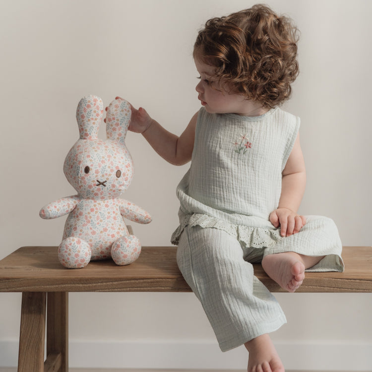 LITTLE DUTCH. Miffy Cuddle all-over print 30 cm - Lucky Blossom GRS