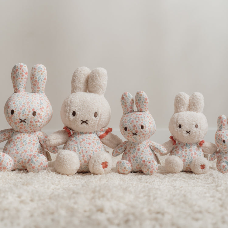 LITTLE DUTCH. Miffy Cuddle all-over print 30 cm - Lucky Blossom GRS