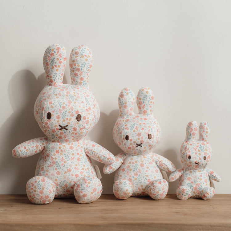 LITTLE DUTCH. Miffy Cuddle all-over print 30 cm - Lucky Blossom GRS