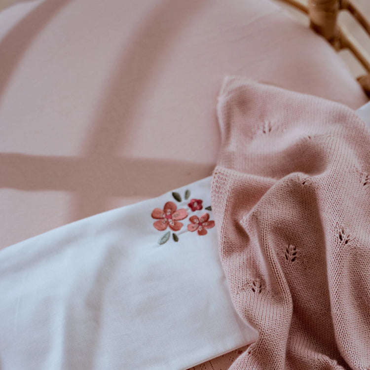 LITTLE DUTCH. Fitted single bed sheet Pure Blossom