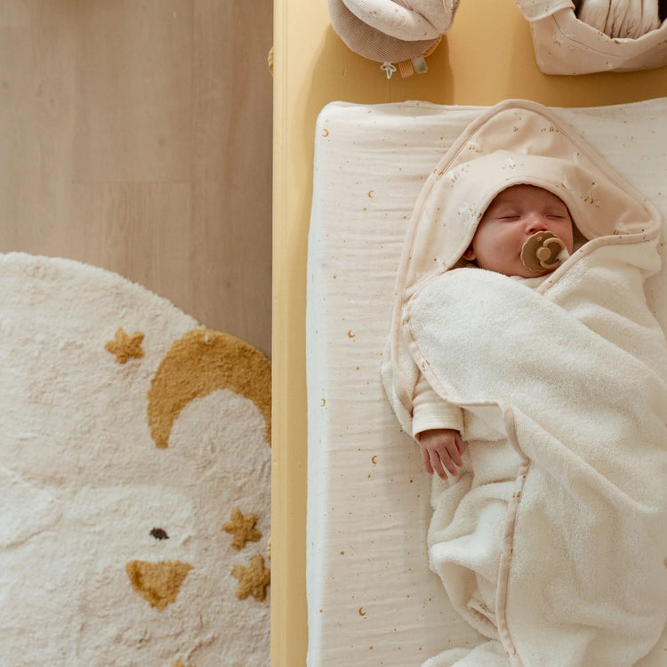 LITTLE DUTCH. Hooded towel Little Goose 75x75 (white)
