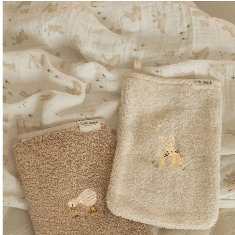 LITTLE DUTCH. Πανάκι αγκαλιάς - ύπνου από μουσελίνα Baby Bunny 120x120