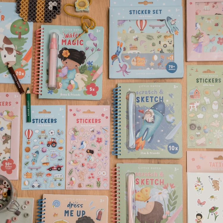 LITTLE DUTCH. Window stickers Rosa & Friends