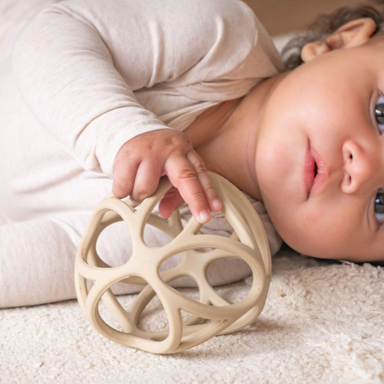 LITTLE DUTCH. Sensory Ball Sand (New)