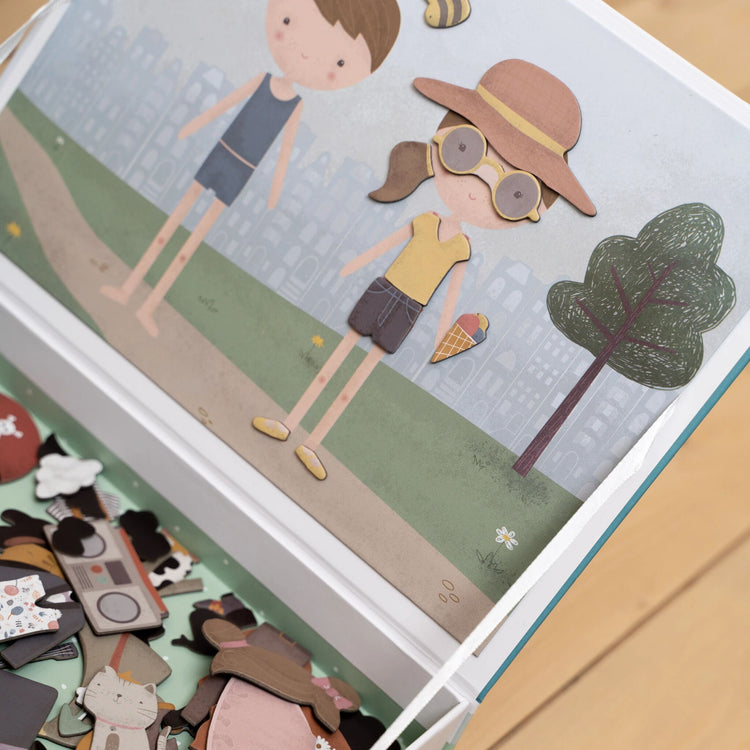 LITTLE DUTCH. Magnetic Playboard Jim & Rosa FSC