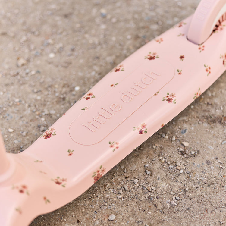 LITTLE DUTCH. Scooter Pink