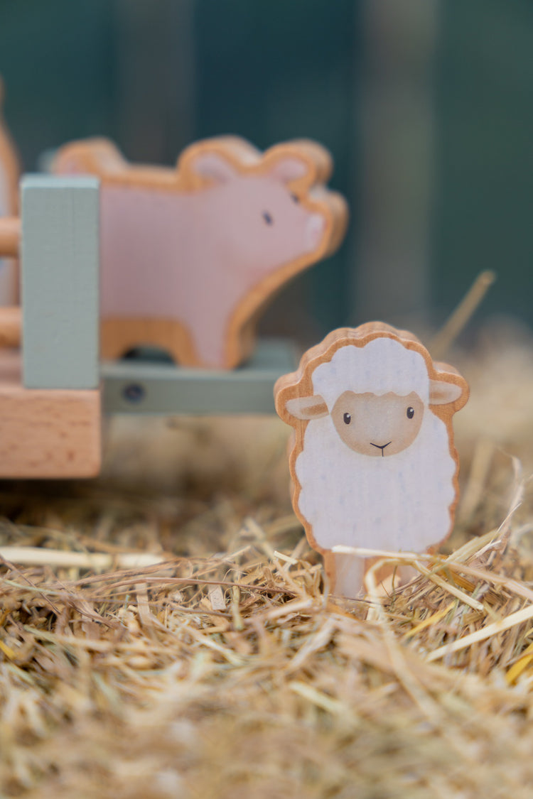 LITTLE DUTCH. Tractor with trailer Little Farm FSC