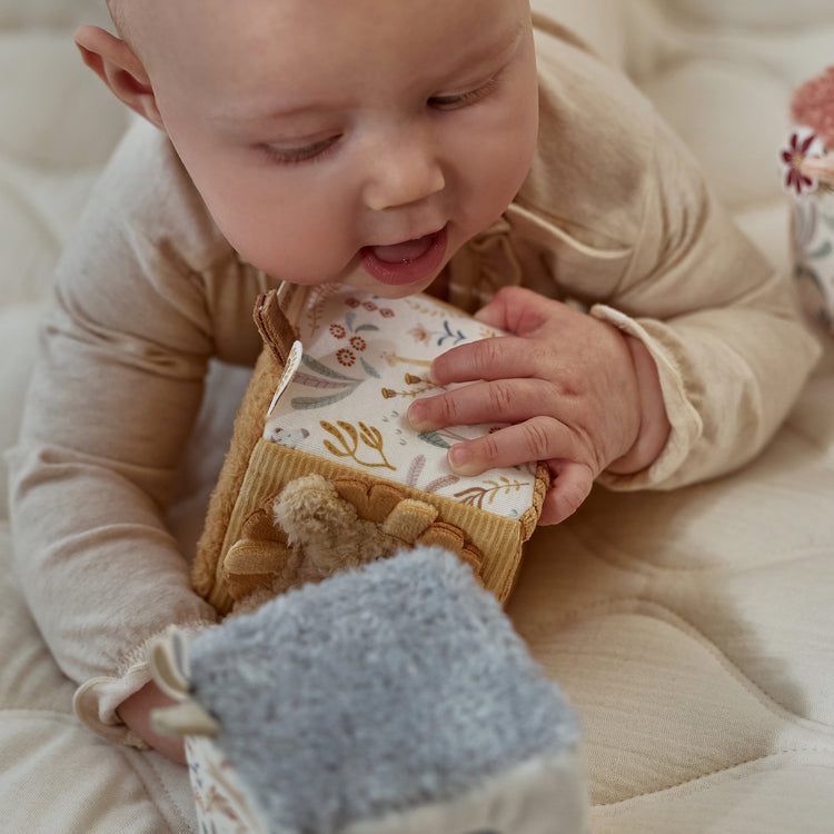 LITTLE DUTCH. Soft block set Safari Friends