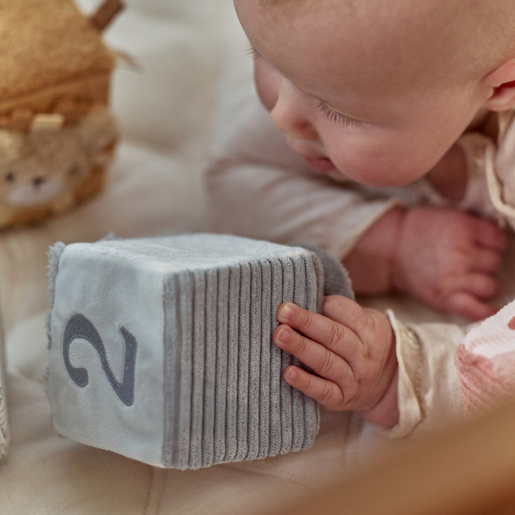 LITTLE DUTCH. Soft block set Safari Friends