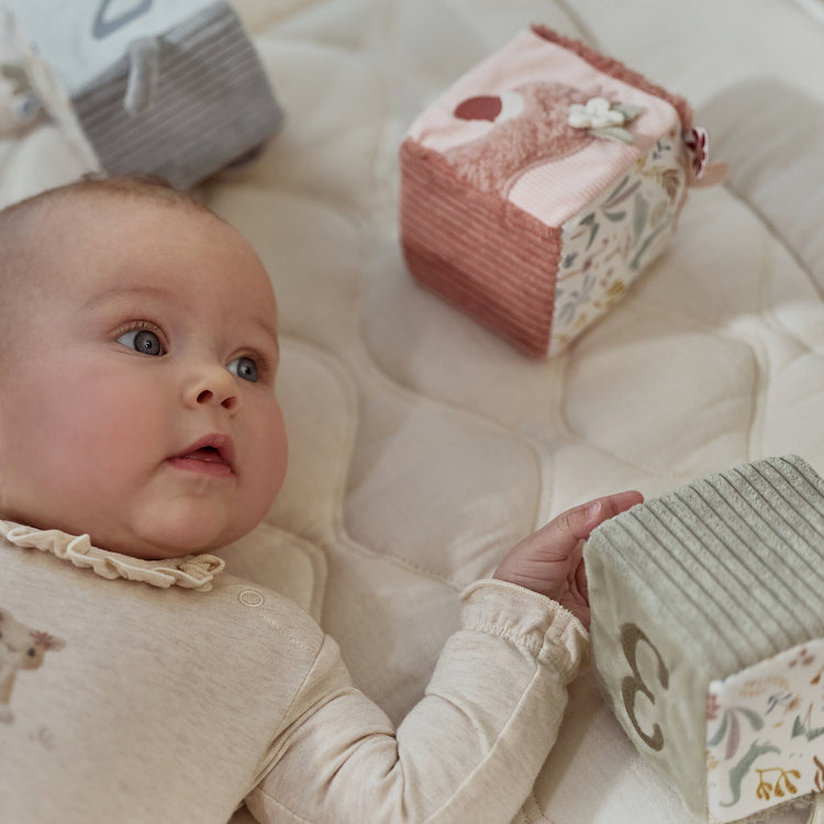 LITTLE DUTCH. Soft block set Safari Friends