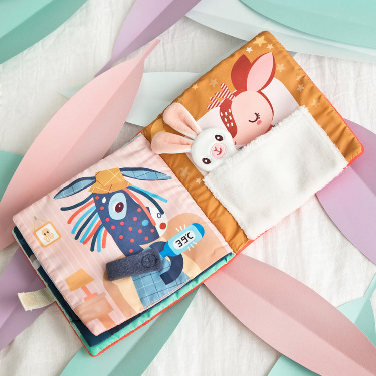 LILLIPUTIENS. Stella And Her Cuddle Activity Book