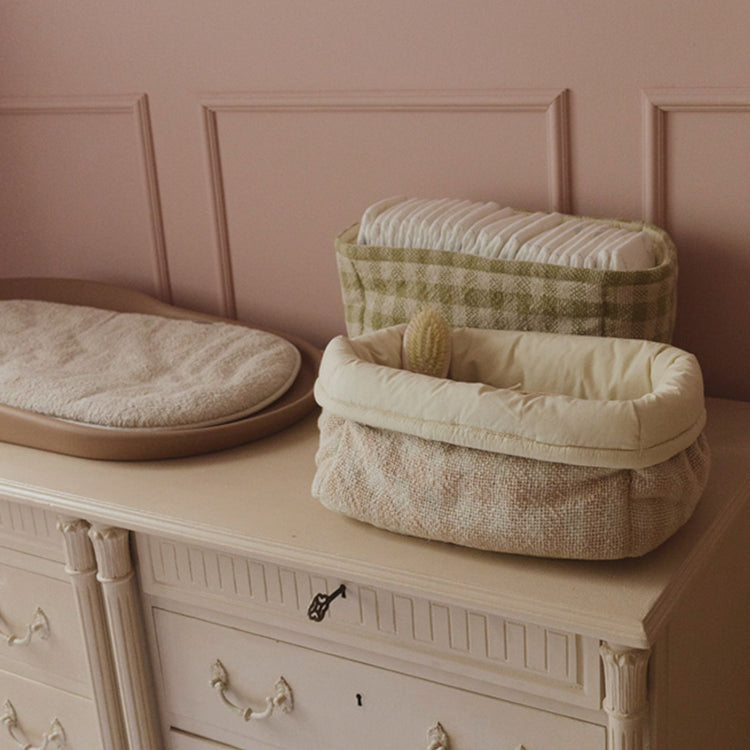Lorena Canals. Quilted Basket Rose 30x20x20 cm