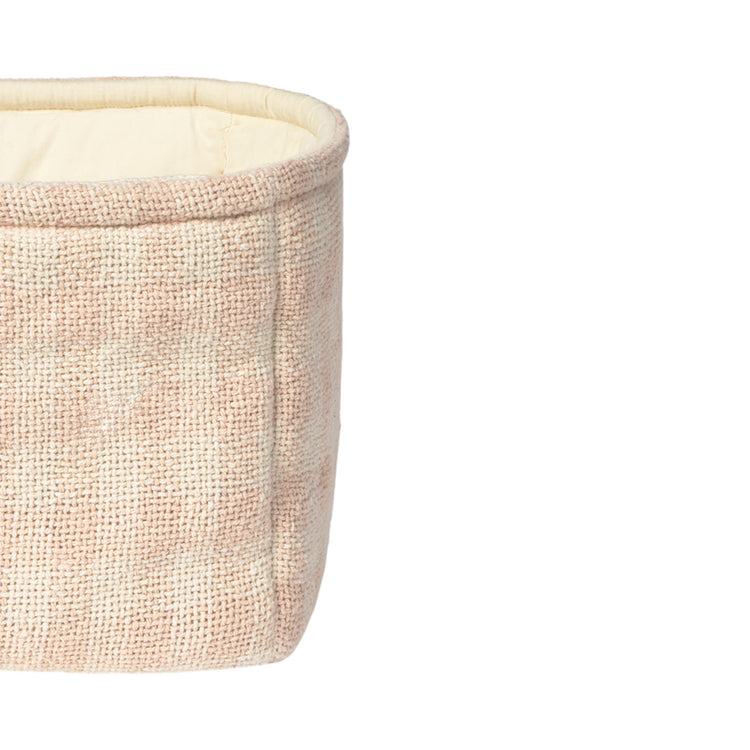 Lorena Canals. Quilted Basket Rose 30x20x20 cm