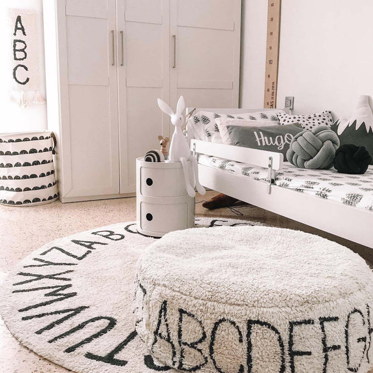 Lorena Canals. Pouf ABC Natural/Black
