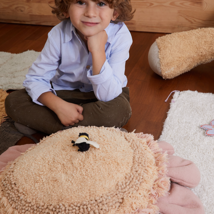 Lorena Canals. Floor cushion Pink Daisy