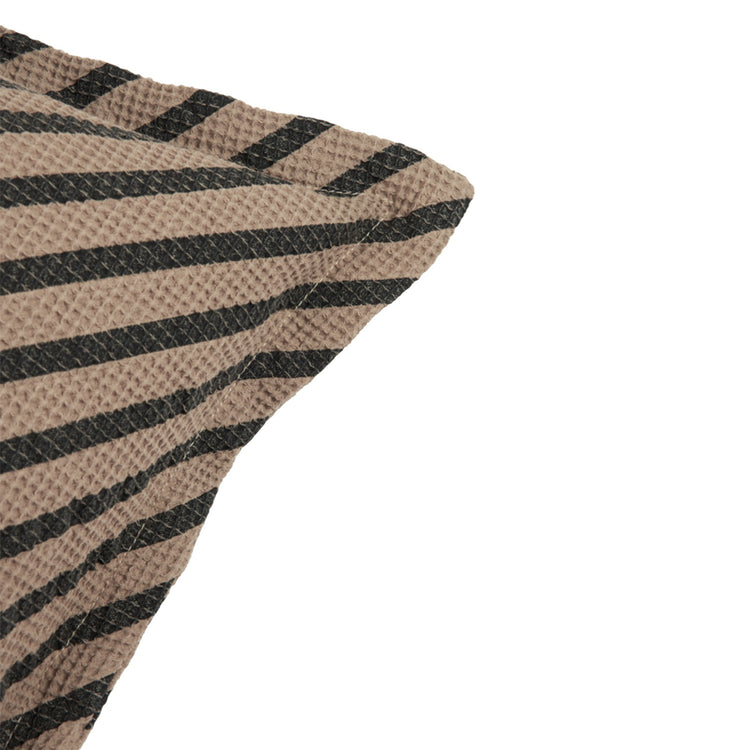 LANDSCAPE. Waffle square cushion 45x45 Stripes Sesame