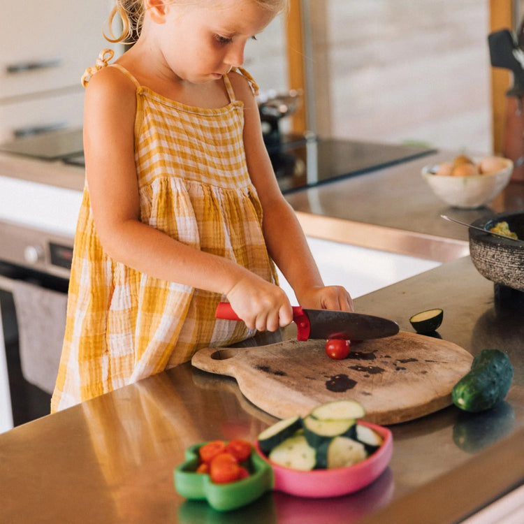 OLI&CAROL. Ramona the Radish Plate & Spoon Set