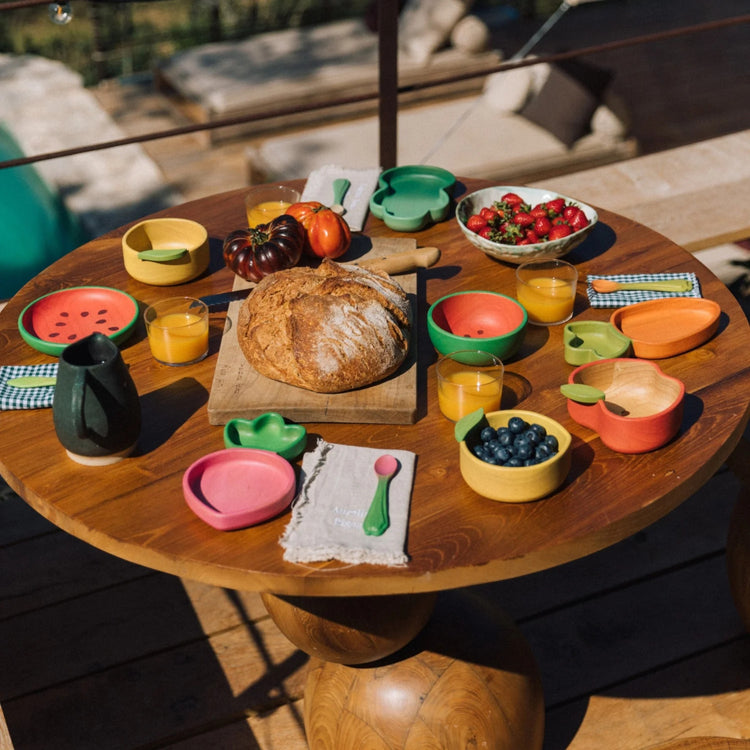 OLI&CAROL. Wally the Watermelon Bowl & Spoon Set