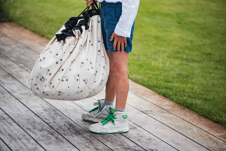 PLAY&GO. 2 in 1 storage bag and playmat. Playville