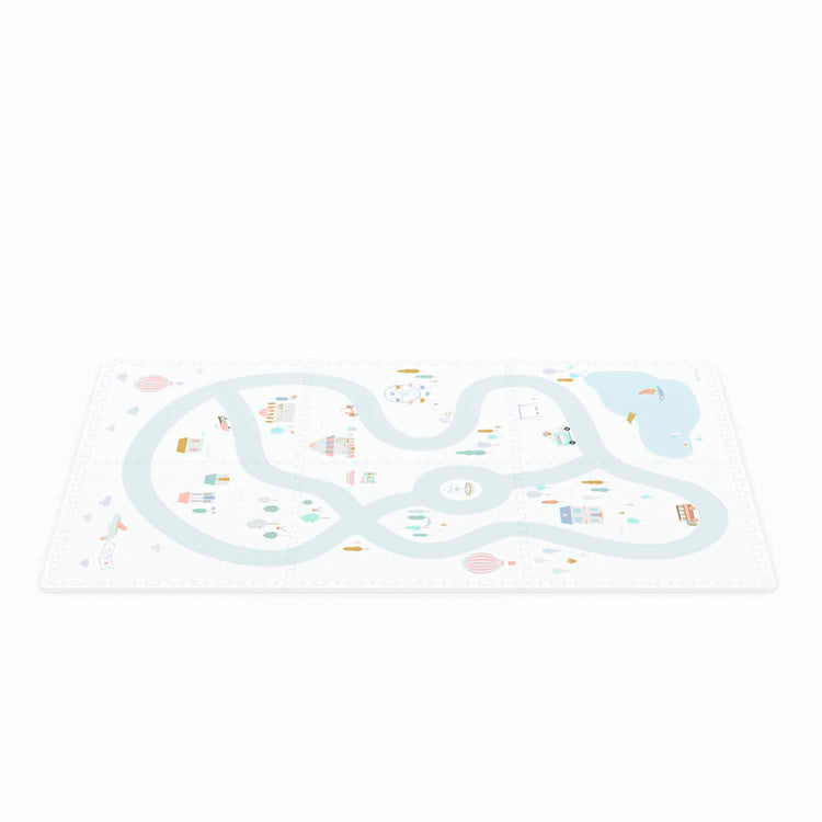 PLAY&GO. EEVAA playmat - puzzle - storage box - Village