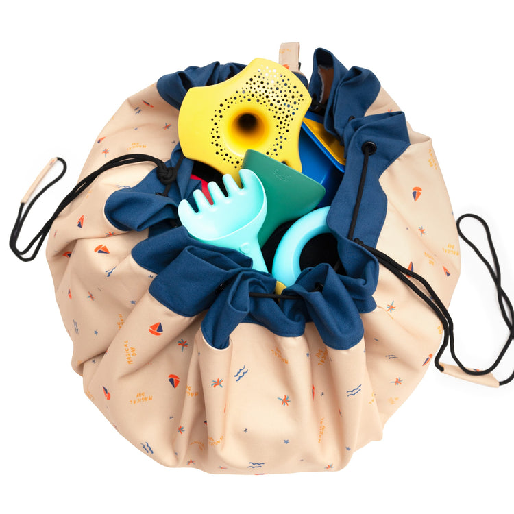 PLAY&GO. 2 in 1 storage bag and playmat. Outdoor Magical Days