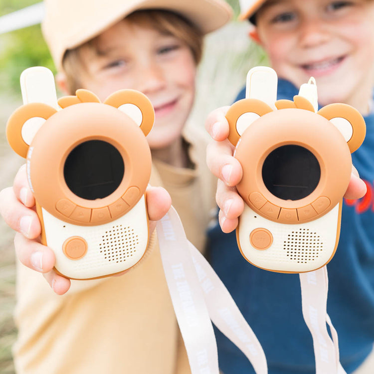 ZOO FAMILY. Zoo walkie talkie Bear