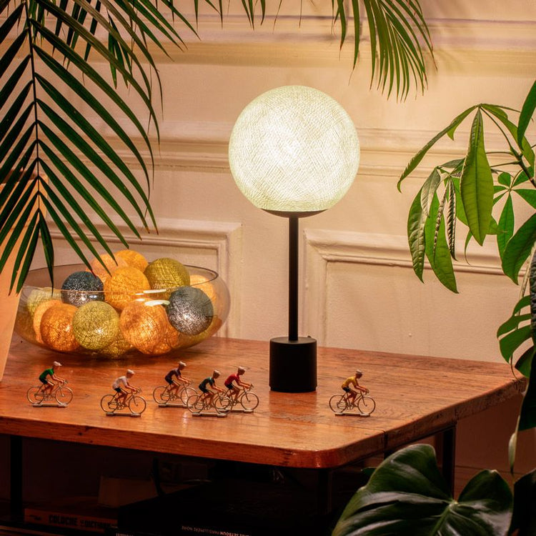 LA CASE DE COUSIN PAUL. Lampe Apapa Ivoire