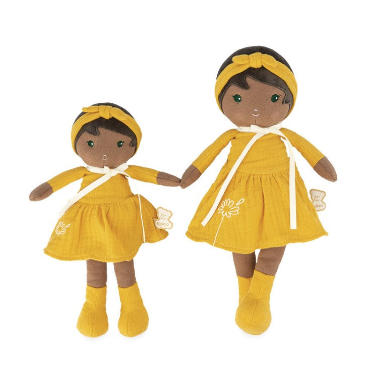 POUPEES. Naomie doll 25cm